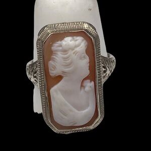 Antique 1920’s 14k White Gold Filigree Shell Cameo Ring